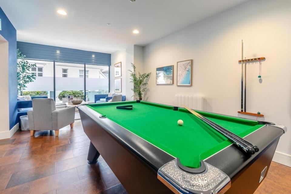 15 East @byron Apartment *
